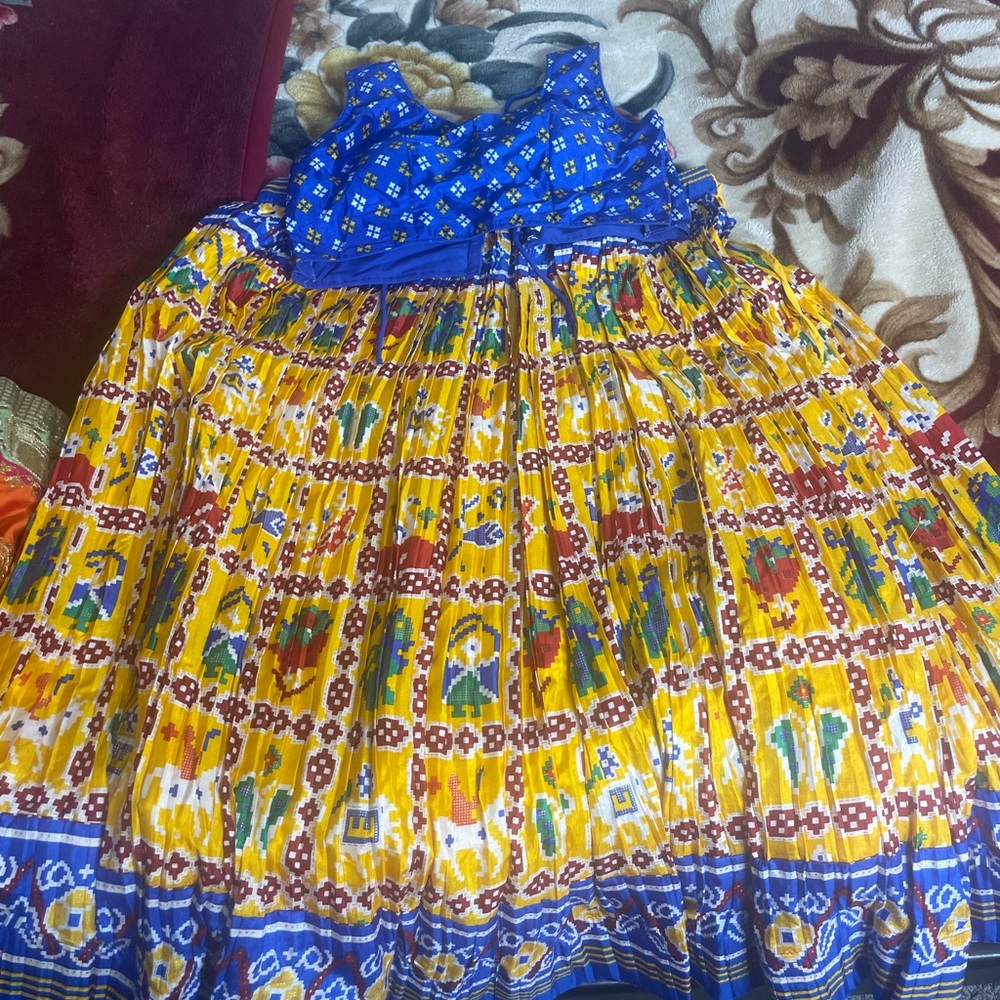 Elegant Blue and Yellow Patterned Women's Dress